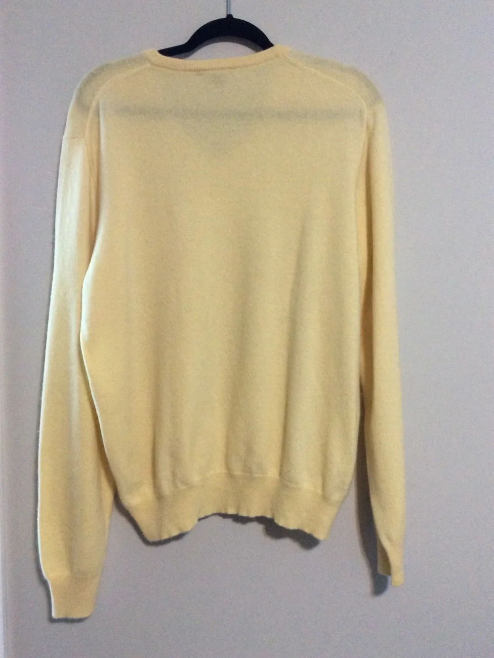 J. Crew Italian Cashmere V-Neck Sweater in Yellow Sz M Men